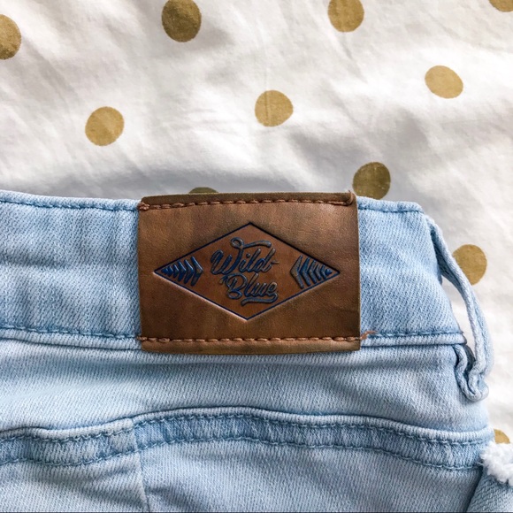 Light-Wash Skinny Crop Denim - Picture 6 of 6